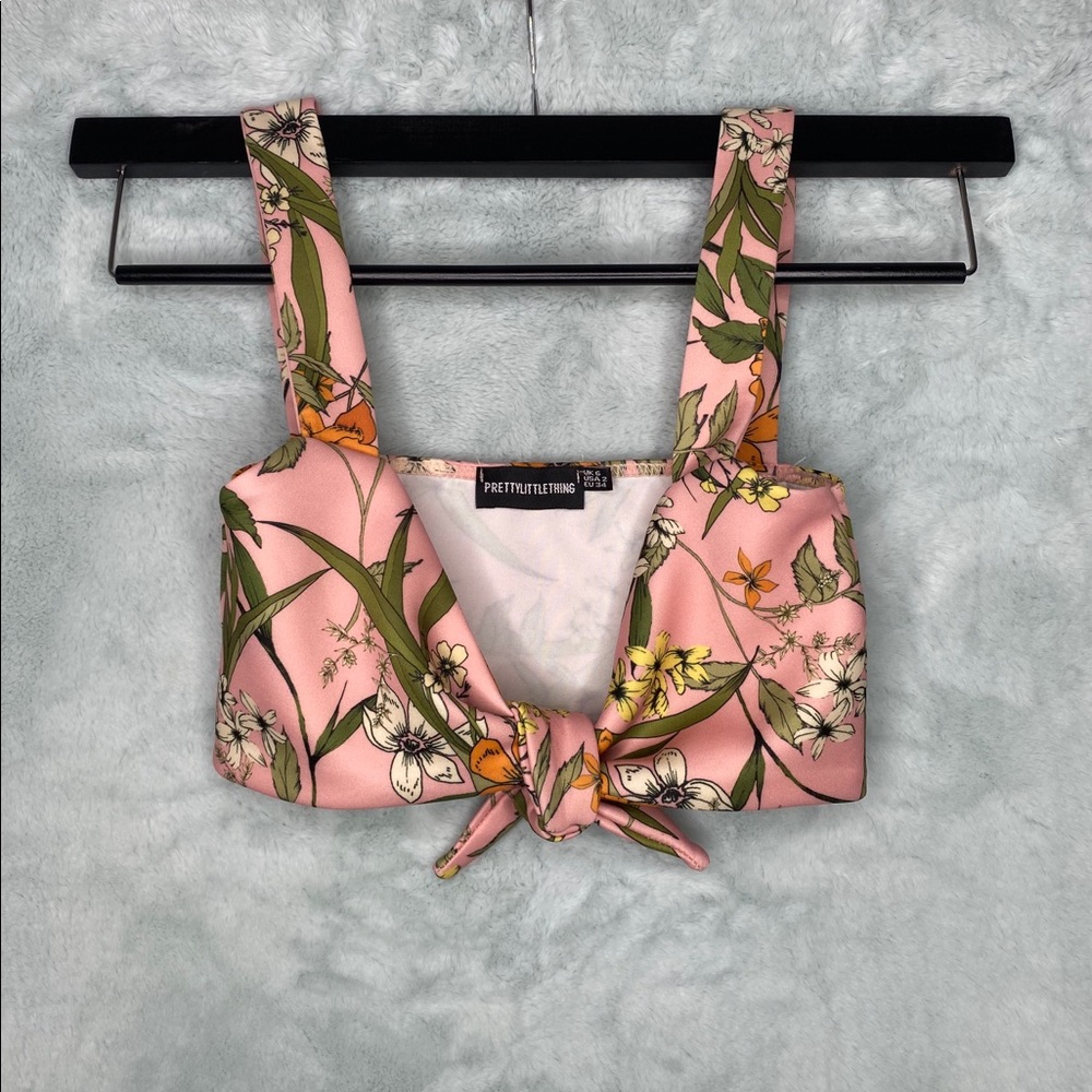 PrettyLittleThing top / pink / USA size 2